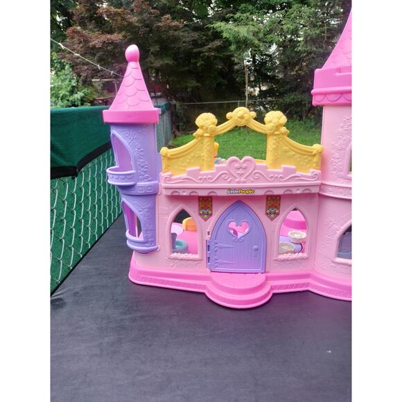 Little People Disney Princess Musical Dancing Palace Castle Untested - Picture 7 of 10